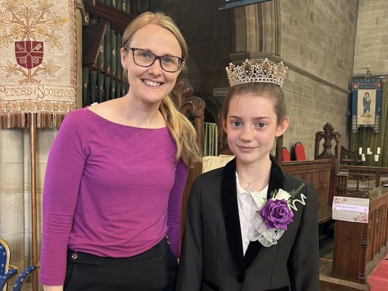 Cat with Scorton Rose Queen Oona 